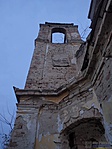 Torony: tetőtlenül Torony: tetőtlenül