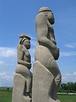 A két nagy szobor
