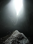 Sejtelmes fények a barlang mélyén...