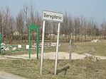 A horgásztó bejárata A horgásztó bejárata