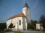 Közvetlen a műemlék rk. templom szomszédságában Közvetlen a műemlék rk. templom szomszédságában