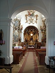 Templom belső az oltárral