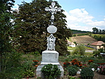 Kereszt a templomnál