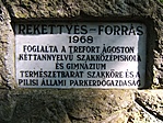 Rekettyés- forrás táblája