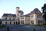 <a href="http://www.kastelyok-utazas.hu/Webalbum/Magyar/Megyek/Veszprem-megye/Sumeg/Taranyi/index.html#29587_20081110_01510739.jpg">A kastély</a>