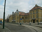 Indóház tér, vasútállomás