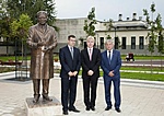 Szobra a Béres József parkban (2014.)
