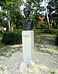Kecskemét, Petőfi Sándor-mellszobor