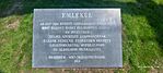 A talpazatnál elhelyezett emléktábla