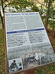 Alapos info tábla az emlékhelyen