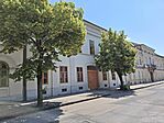 676. Székesfehérvár, Szent István tér 2-3.