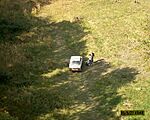 Autóval a csúcson (a fiúk a leszakadt kipufogót keresik)
