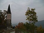 Az emlékmű és a kilátás