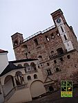 Vár