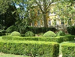 Előkert