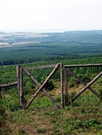 A kapu nyitva