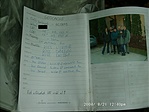 A logfüzet, benne a rejtők fényképével