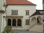 Vár 1