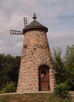 A torony kívülről