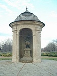 Közelről