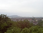 Panoráma a ládától esőben