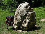Kő és bicikli