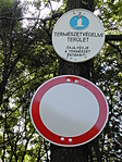 csavarozva! fába!