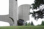1945