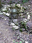 útközben a piros-on: Sziklás-forrás