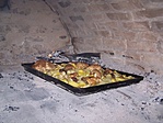 és belülről