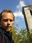 Torony hátulról