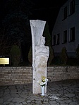 III. Béla szobra
