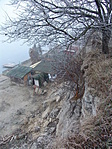 Ott ahol a part szakad