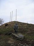 a bejáratnál Szabolcs vezér