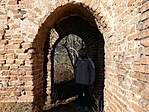 a rom árnyékában