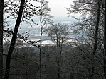 Rész(l)eges kilátás a túloldarra