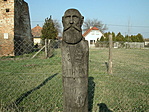 Az egyik szobor a zarándokparkból