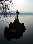 Szobor a sziklán