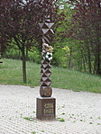 56-os kopjafa