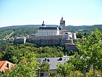  láda közelében