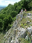 Sziklafalon