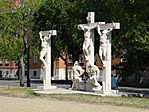 A templom mögött