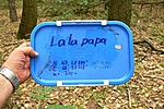 Az a láda neve, hogy Lala papa?!