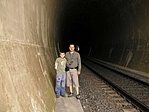 Hajo és Kristóf az alagút elején (Huhogtunk bőszen...)