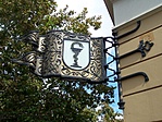 A patika címere