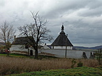 Templom oldalról és..