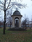 Első pont közelében