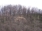 A szikla, a Folly arborétum kapujából