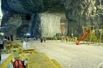 Játszótér a sóbányában