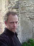 Romok közt